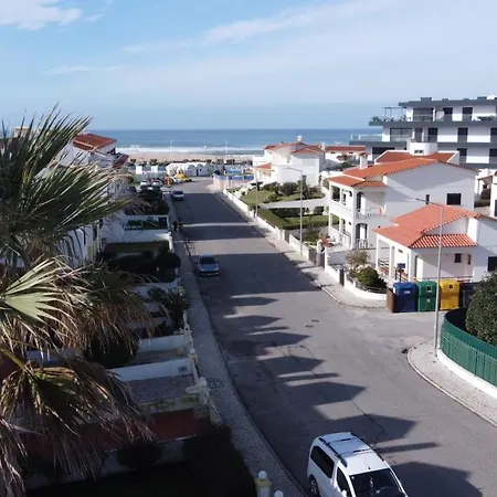ベッド・アンド・ブレックファスト Matias House Praia da Lourinhã