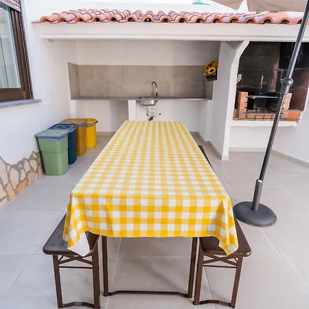 Matias House 住宿加早餐酒店